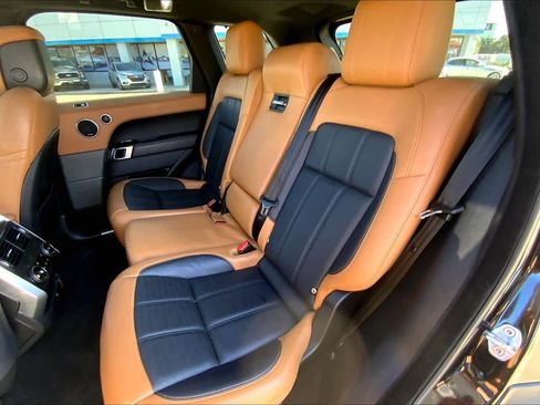 Used 2019 Land Rover Range Rover Sport HSE Dynamic image 20