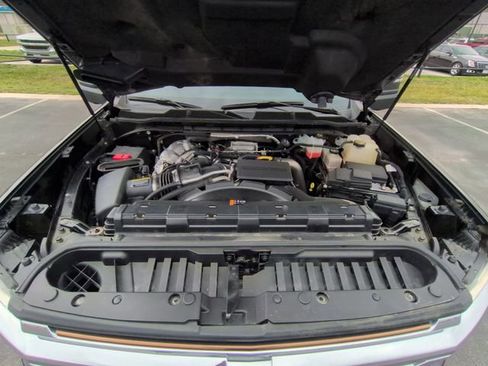 Used 2023 Chevrolet Silverado 3500 High Country w/ Technology Package image 28