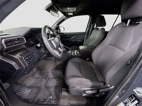 Certified 2025 Toyota 4Runner SR5 image 19