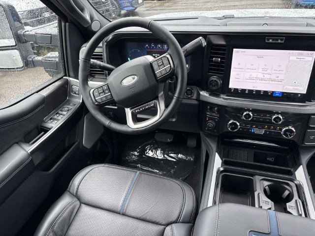 New 2026 Ford F350 Platinum w/ Tremor Off-Road Package AWD/4WD image 13
