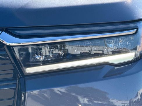 New 2026 Honda Pilot Touring image 10