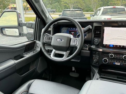 New 2026 Ford F250 Lariat w/ Lariat Ultimate Package AWD/4WD image 11
