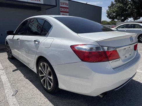Used 2015 Honda Accord Sport image 3