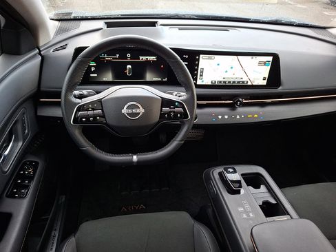 Certified 2023 Nissan Ariya AWD image 11
