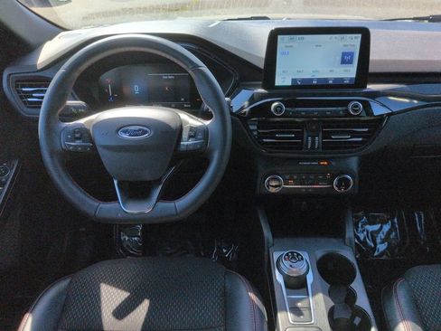 Used 2025 Ford Escape ST-Line AWD/4WD image 23