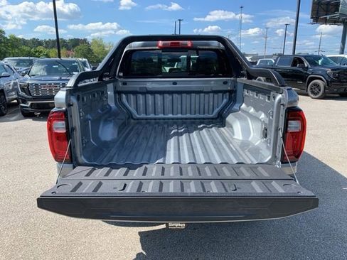 New 2025 GMC Canyon AT4 w/ Nightfall Edition image 26
