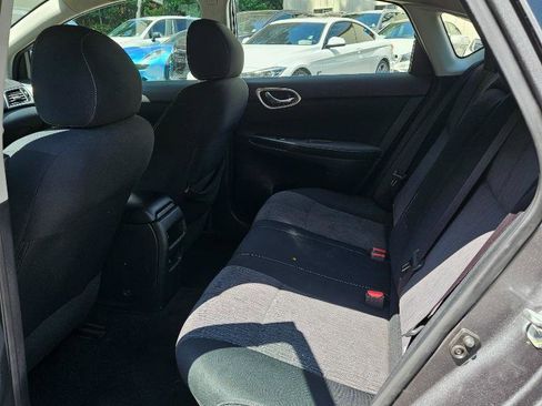 Used 2015 Nissan Sentra SV image 19