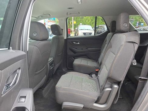 Used 2018 Chevrolet Traverse LT image 10