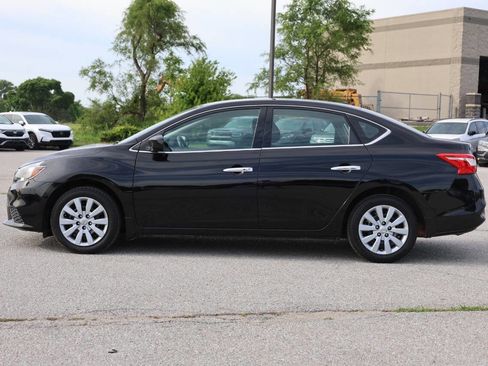 Used 2019 Nissan Sentra SV FWD image 8