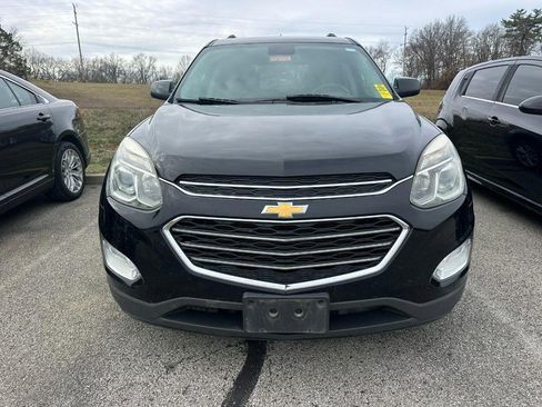 Used 2017 Chevrolet Equinox LT w/ Convenience Package image 4