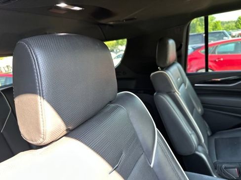 Used 2023 Cadillac Escalade ESV Sport w/ Touring Package AWD/4WD image 18