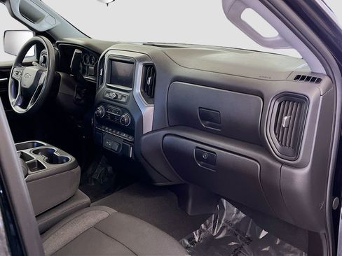 Used 2024 Chevrolet Silverado 1500 Custom Trail Boss w/ Turbomax Blackout Package AWD/4WD image 27