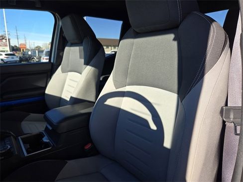 Used 2024 Toyota Tacoma TRD Off-Road image 15