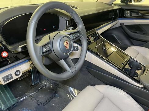 New 2026 Porsche Panamera 4 AWD/4WD image 4