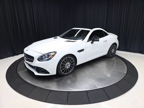 Used 2019 Mercedes-Benz SLC 300 image 9