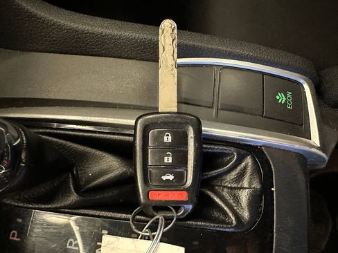 Used 2016 Honda Civic LX image 17