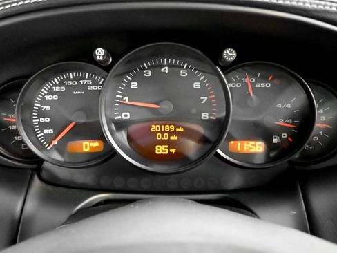 Used 2003 Porsche 911 GT2 RWD image 70