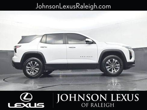 Used 2025 Chevrolet Equinox LT FWD image 20