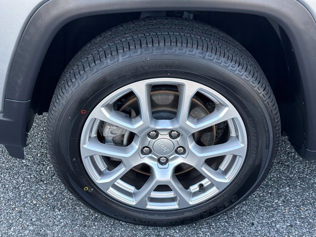Used 2023 Jeep Compass Latitude AWD/4WD image 20