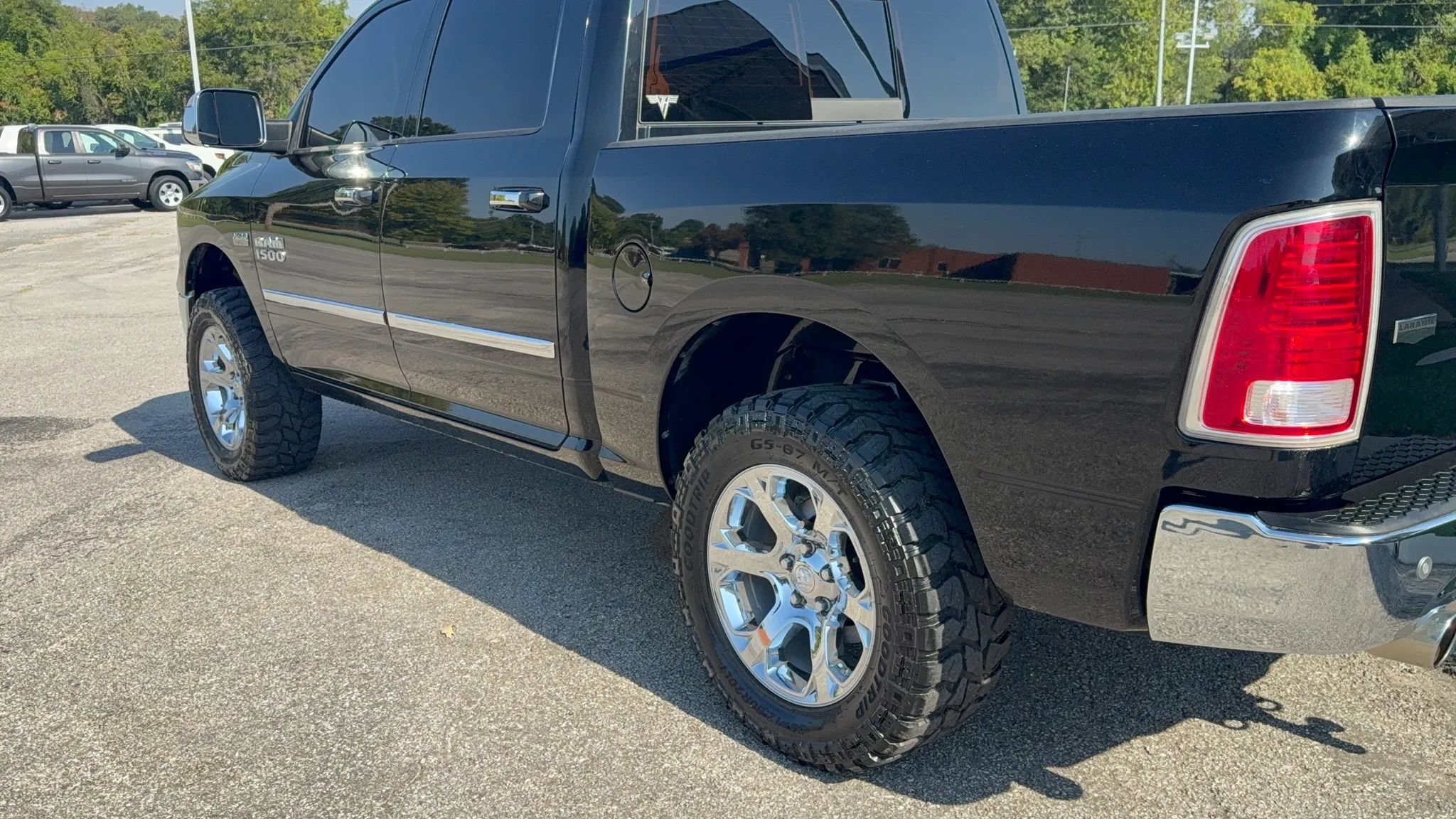 Used 2014 RAM 1500 Laramie w/ Convenience Group AWD/4WD image 3