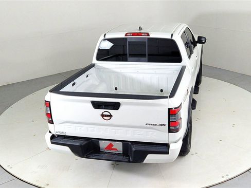Used 2022 Nissan Frontier PRO-4X w/ Off-Road Protection Package image 11
