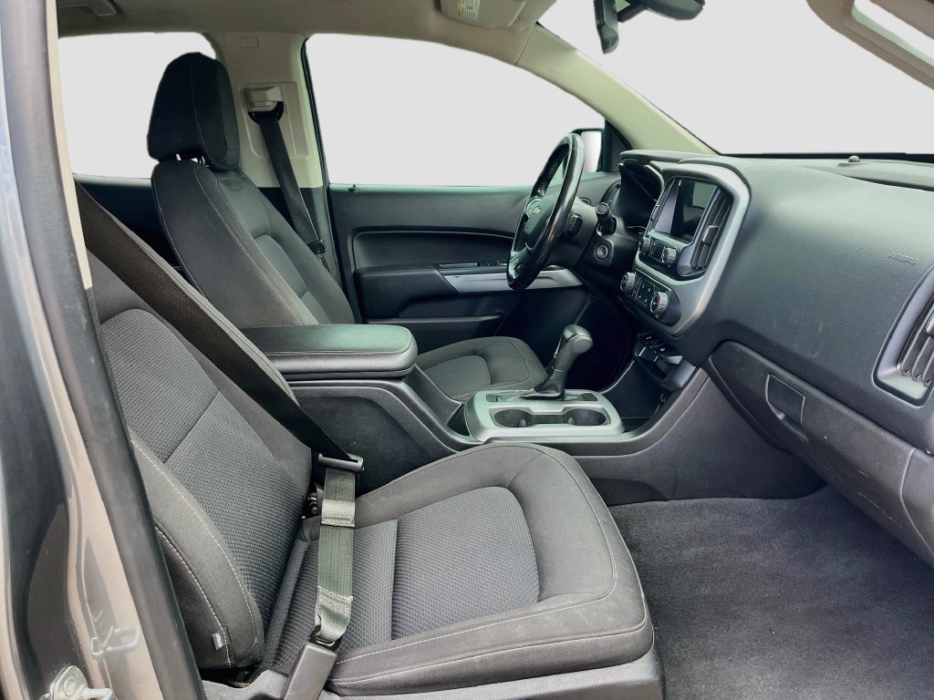 Used 2021 Chevrolet Colorado LT w/ LT Convenience Package RWD image 29