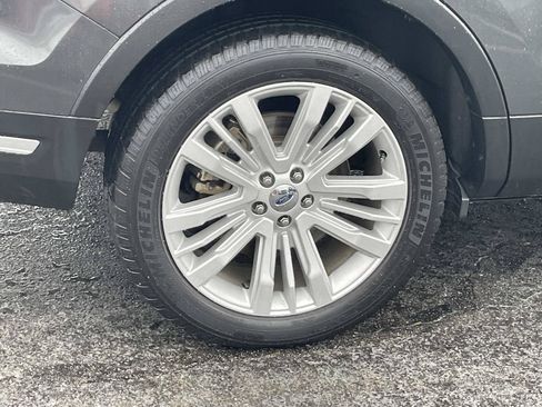 Used 2018 Ford Explorer Platinum AWD/4WD image 9