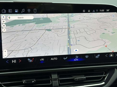 New 2026 Chevrolet Equinox EV RS image 9