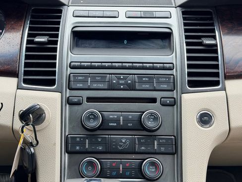 Used 2011 Ford Taurus Limited w/ 301A Rapid Spec Order Code image 16