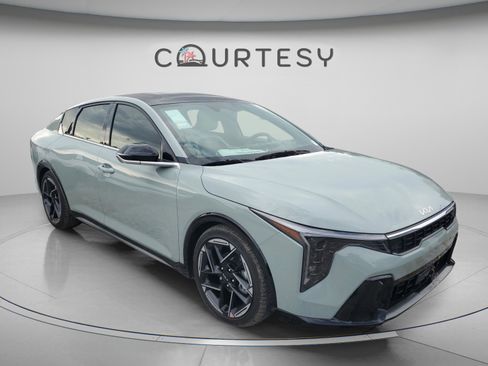 New 2026 Kia K4 GT-Line FWD image 4