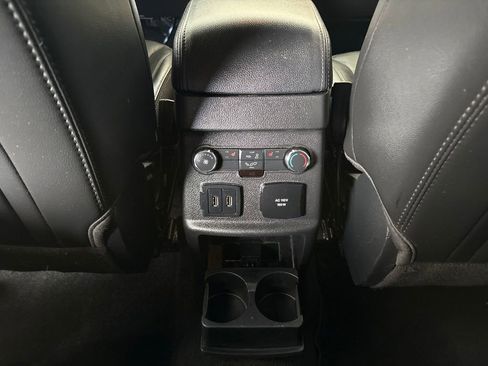 Used 2018 Ford Explorer Limited AWD/4WD image 21