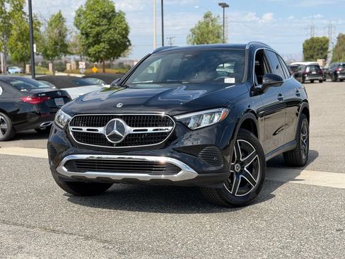 Certified 2026 Mercedes-Benz GLC 300 4MATIC image 2