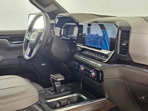 Used 2023 GMC Sierra 1500 SLT w/ SLT Premium Plus Package AWD/4WD image 35