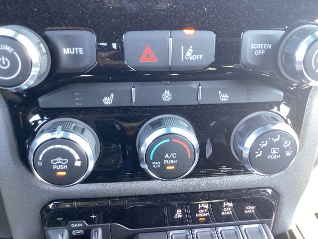 New 2026 RAM 1500 4x4 Quad Cab image 19