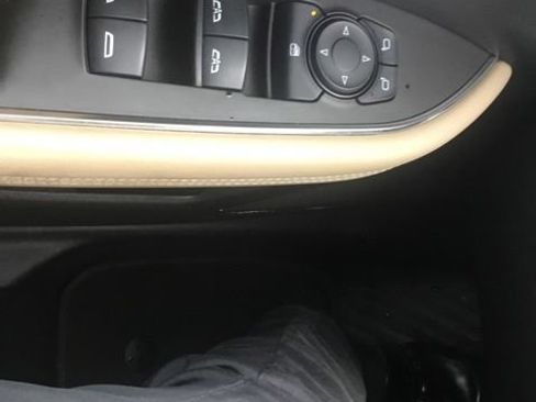Used 2024 Buick Envision Preferred AWD/4WD image 19