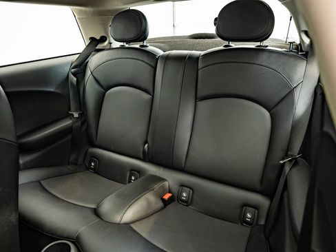 Used 2014 MINI Cooper 2-Door Hardtop FWD image 41