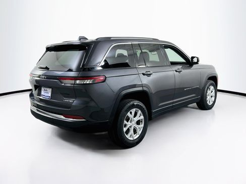 Used 2023 Jeep Grand Cherokee Limited AWD/4WD image 5