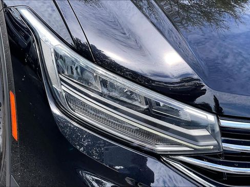 Used 2022 Volkswagen Tiguan S image 28