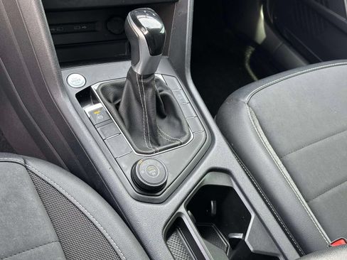Certified 2022 Volkswagen Taos SE AWD/4WD image 19