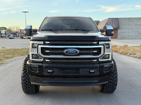 Used 2021 Ford F350 Platinum AWD/4WD image 7