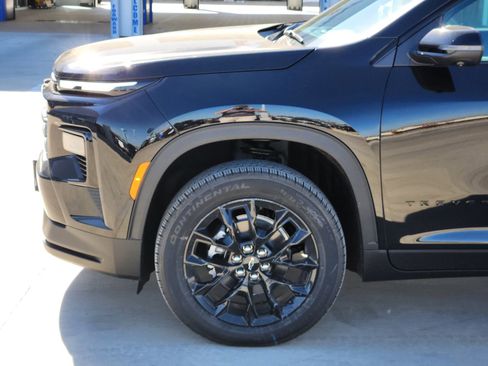 New 2026 Chevrolet Traverse LT w/ Midnight/Sport Edition image 10