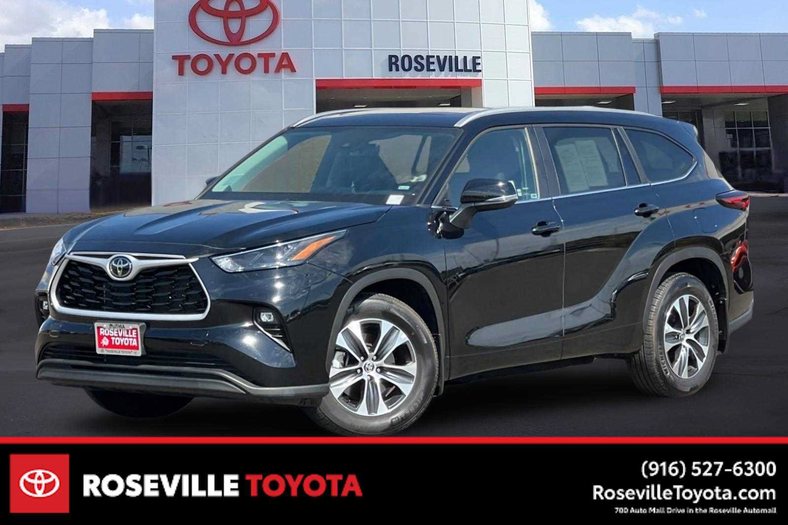 Certified 2026 Toyota Highlander XLE AWD/4WD image 1