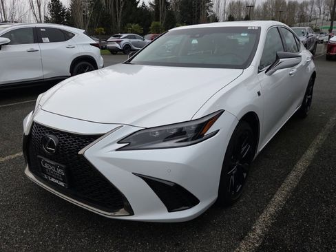 Used 2024 Lexus ES 250 w/ Premium Package image 1