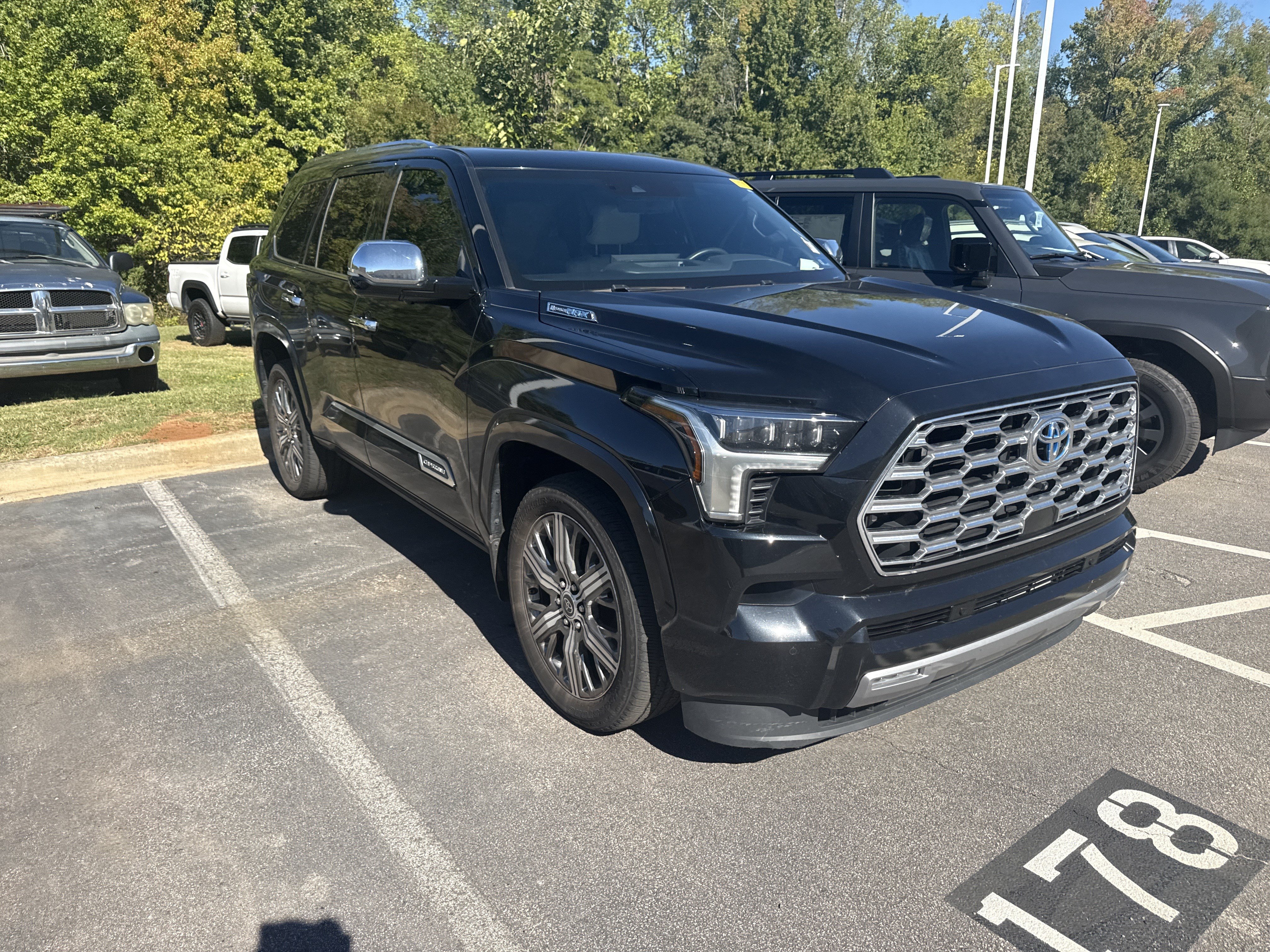 Used 2024 Toyota Sequoia Capstone AWD/4WD image 41