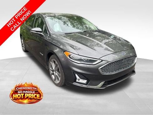 Used 2019 Ford Fusion Titanium FWD image 1