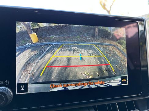 Used 2025 Toyota RAV4 LE image 17