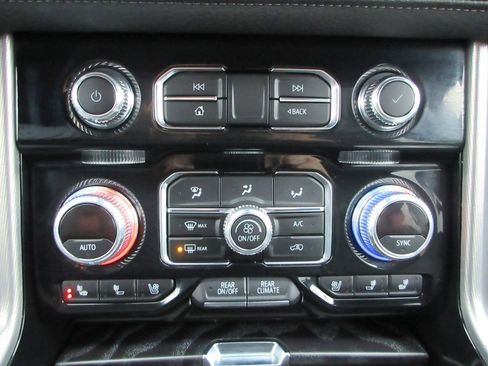 Certified 2024 GMC Yukon Denali w/ LPO, Floor Liner Package image 32