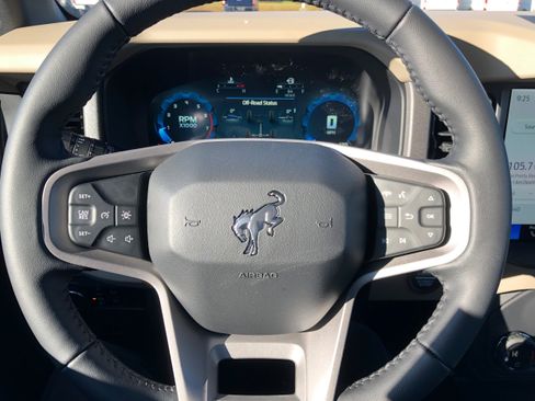 New 2025 Ford Bronco Big Bend image 15