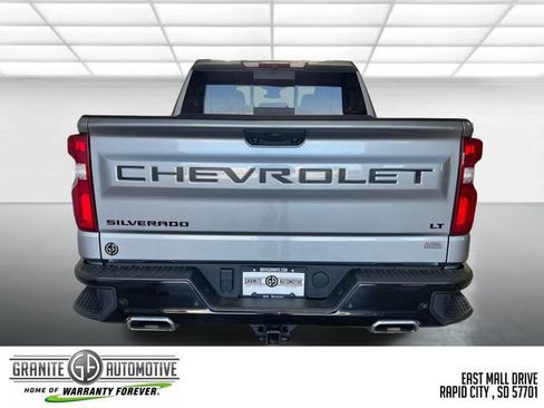 Used 2024 Chevrolet Silverado 1500 LT Trail Boss w/ LT Trail Boss Premium Package AWD/4WD image 7