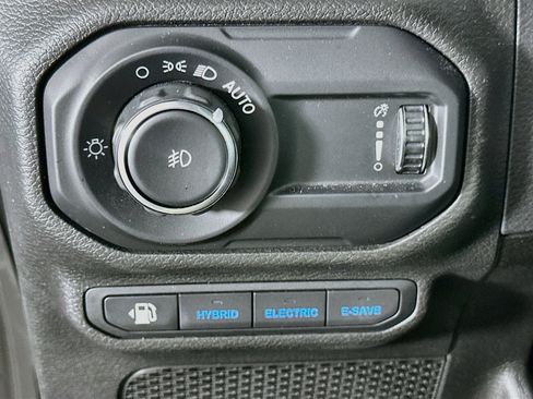 Used 2023 Jeep Wrangler Unlimited w/ Cold Weather Group AWD/4WD image 16